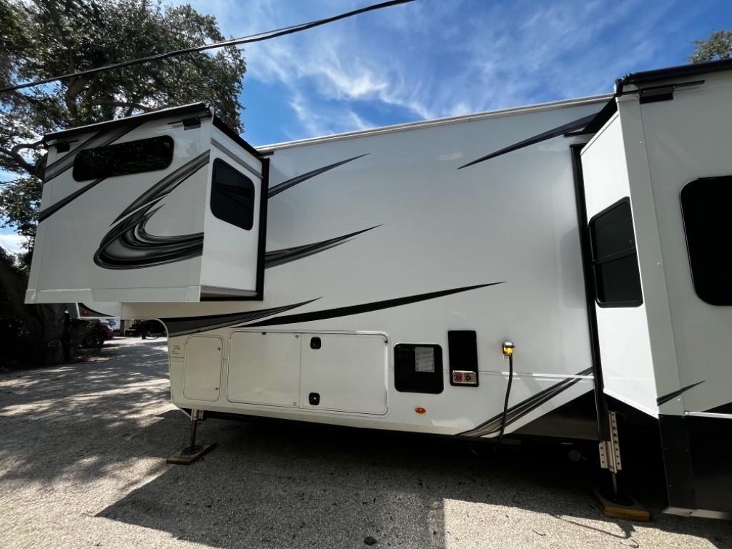 2023 Grand Design Recreational Solitude Wide body photo 5