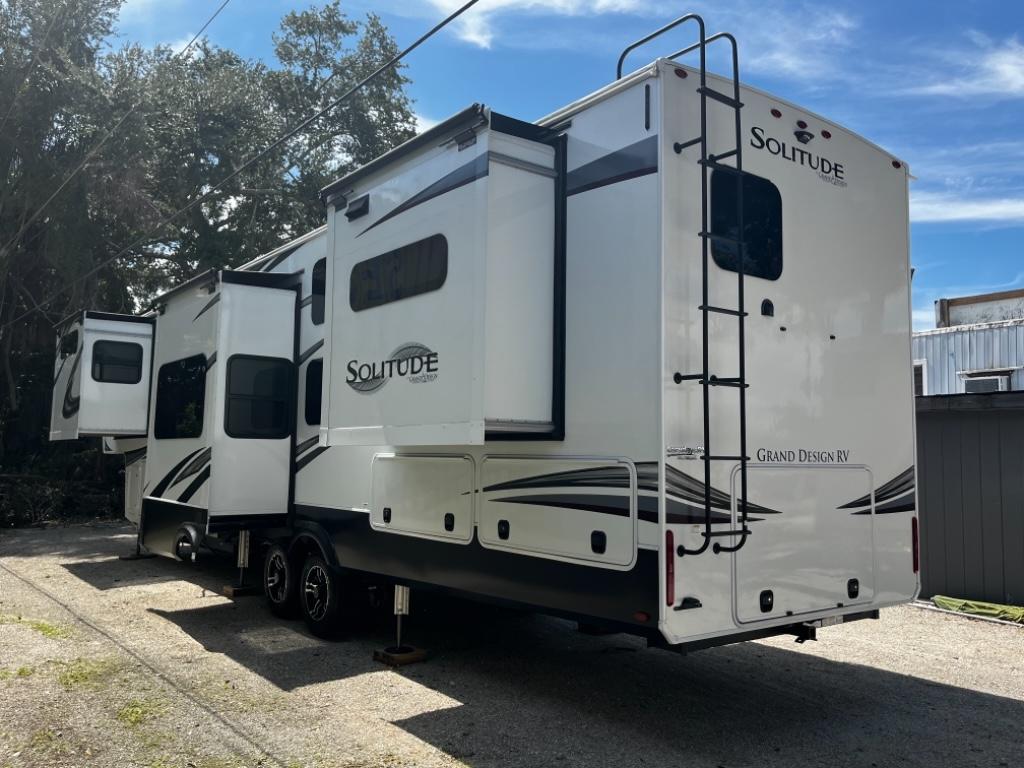 2023 Grand Design Recreational Solitude Wide body photo 8