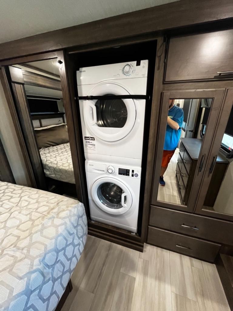 2023 Grand Design Recreational Solitude Wide body photo 19