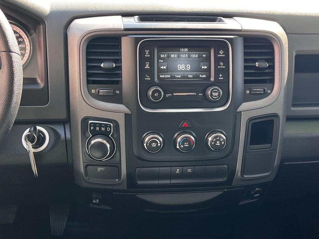 2018 Ram 1500 Tradesman photo 10