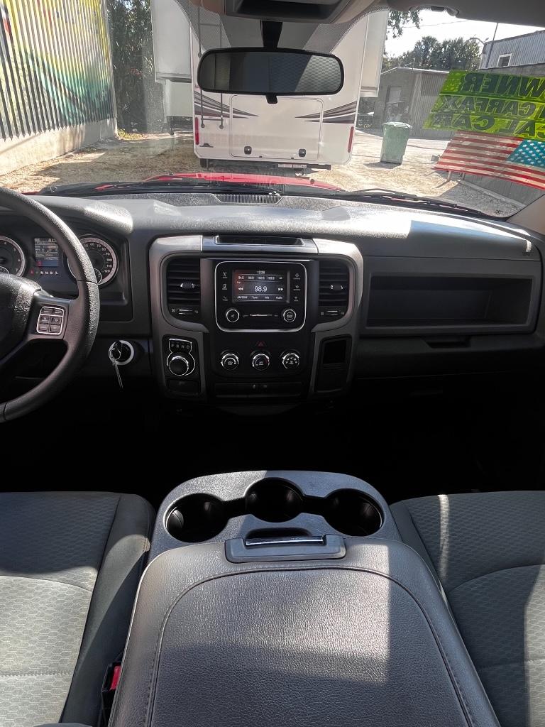 2018 Ram 1500 Tradesman photo 12