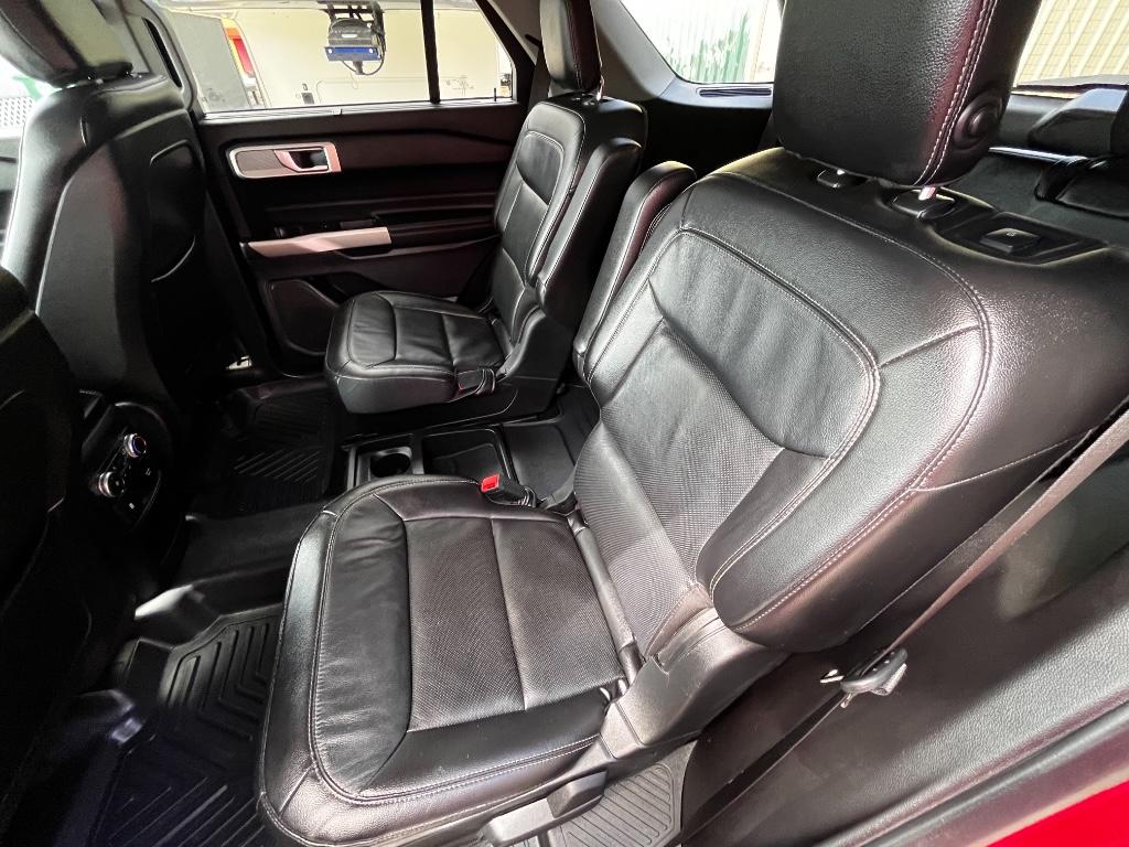 2020 Ford Explorer Limited photo 23