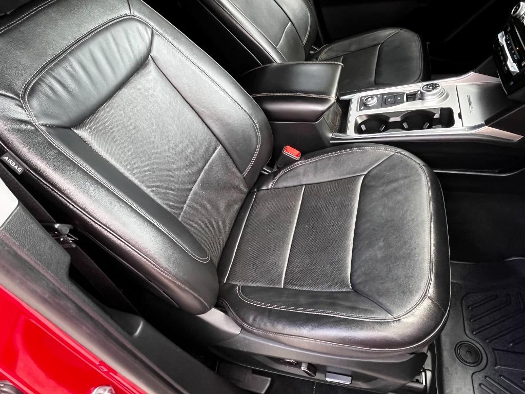 2020 Ford Explorer Limited photo 19
