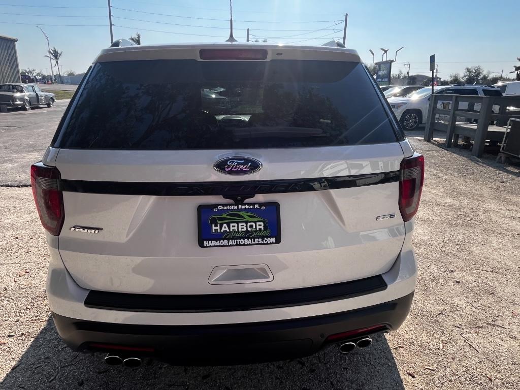2018 Ford Explorer Sport photo 7