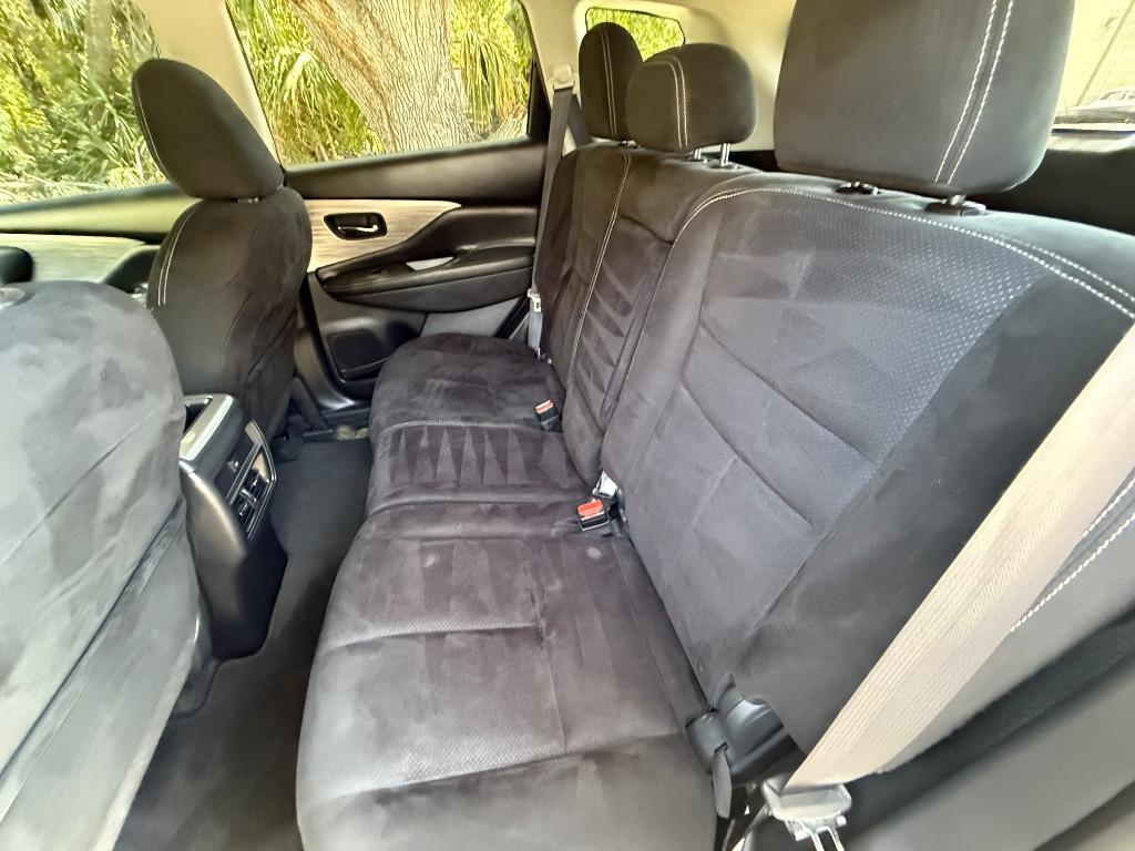2018 Nissan Murano SV photo 11