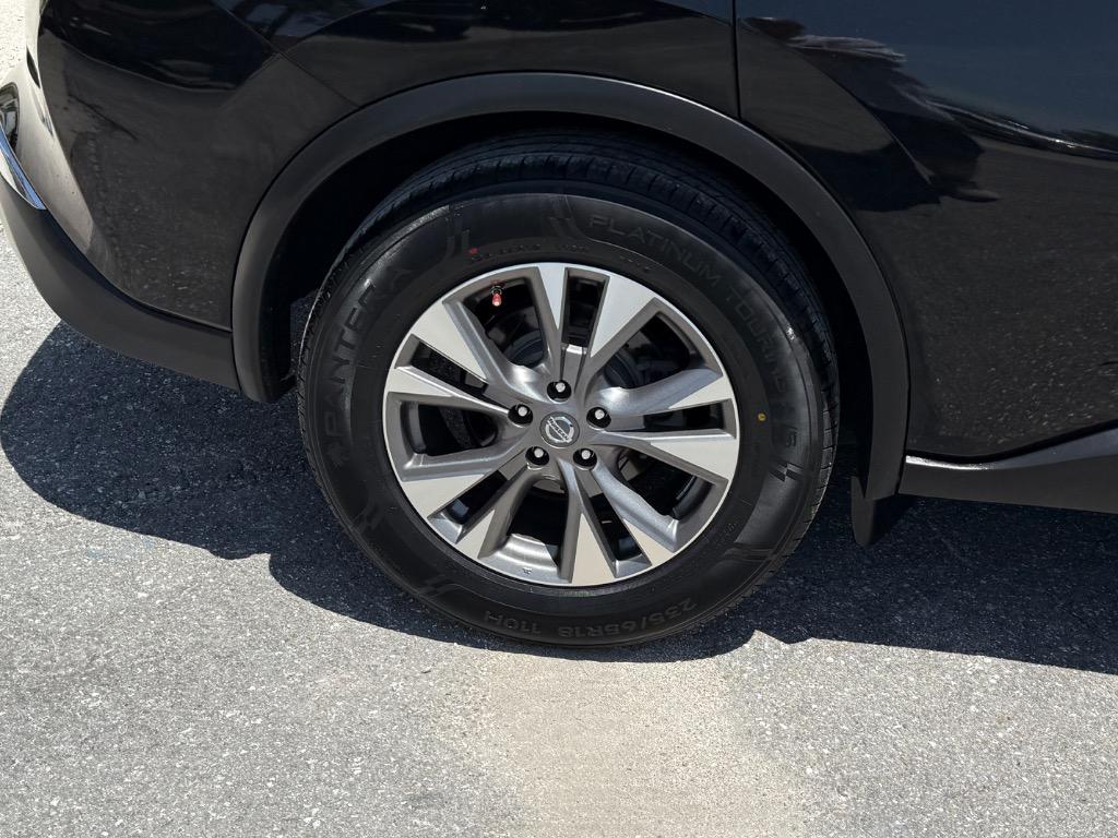 2018 Nissan Murano SV photo 9
