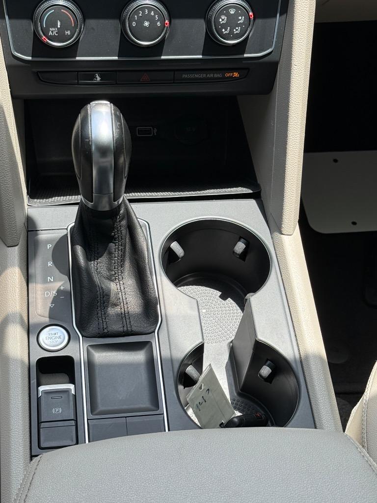 2018 Volkswagen Atlas V6 SE photo 9