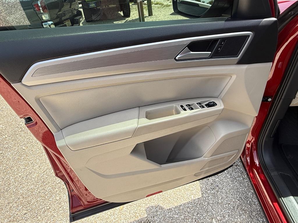 2018 Volkswagen Atlas V6 SE photo 13