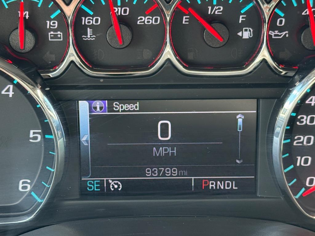 2020 Chevrolet Suburban LT - Photo 13
