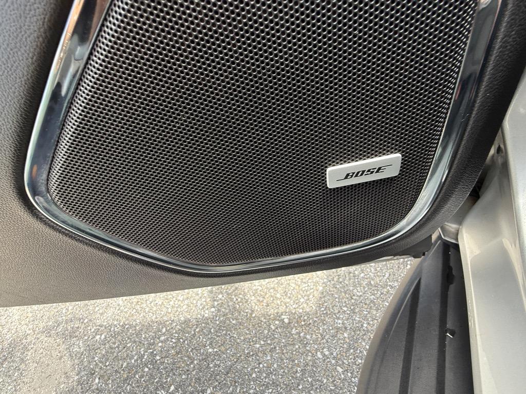 2020 Chevrolet Suburban LT - Photo 18
