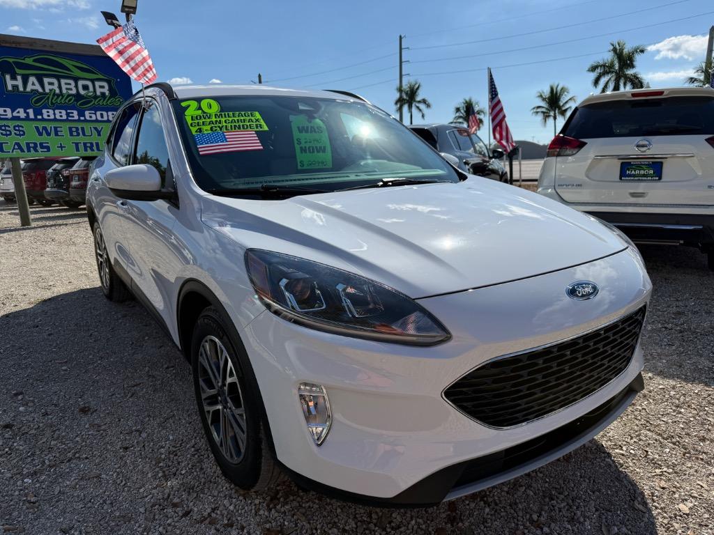 2020 Ford Escape SEL's photo