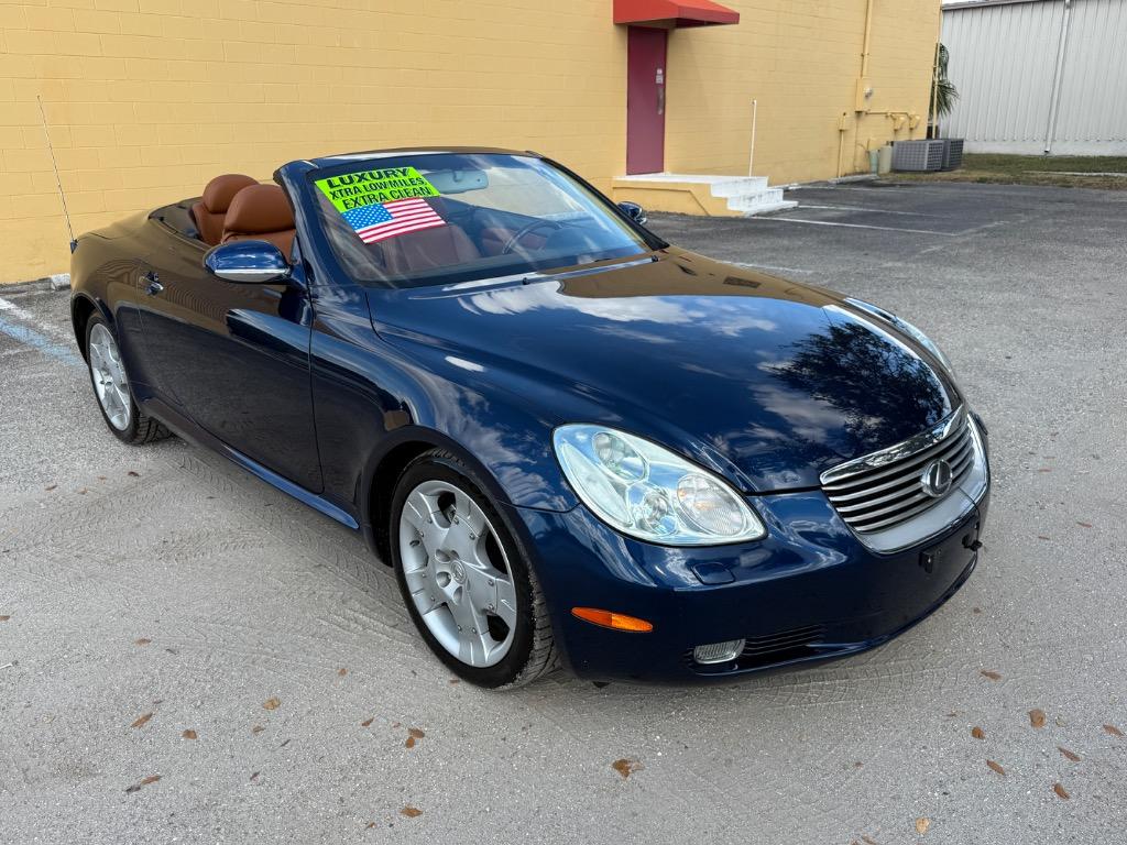 2005 Lexus SC 430's photo