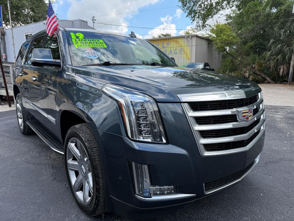 2019 Cadillac Escalade 2WD Luxury's photo